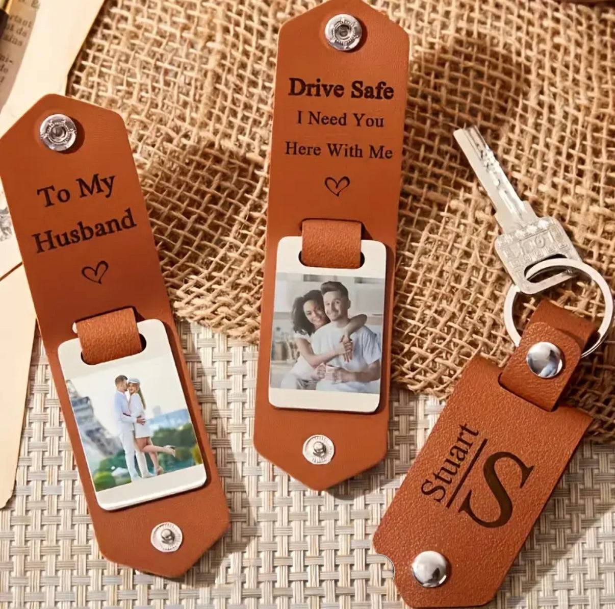 Keychain With Photo insert and Engravable Leather Holder - Customisable