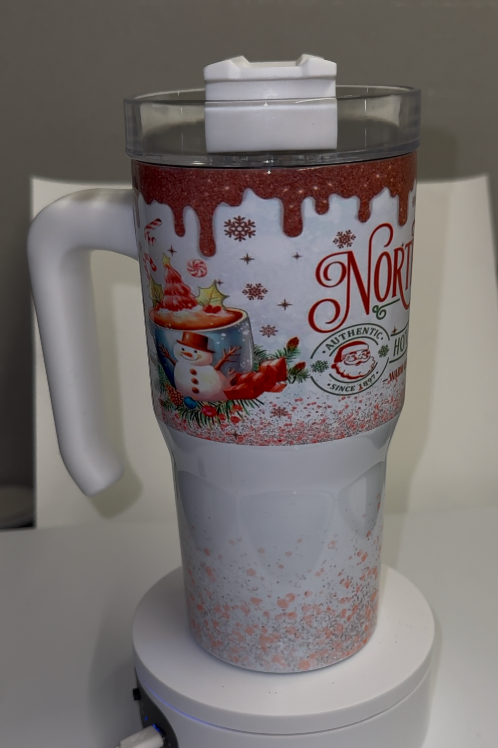Northpole Hot Chocolate Co. 20oz tumbler with handle