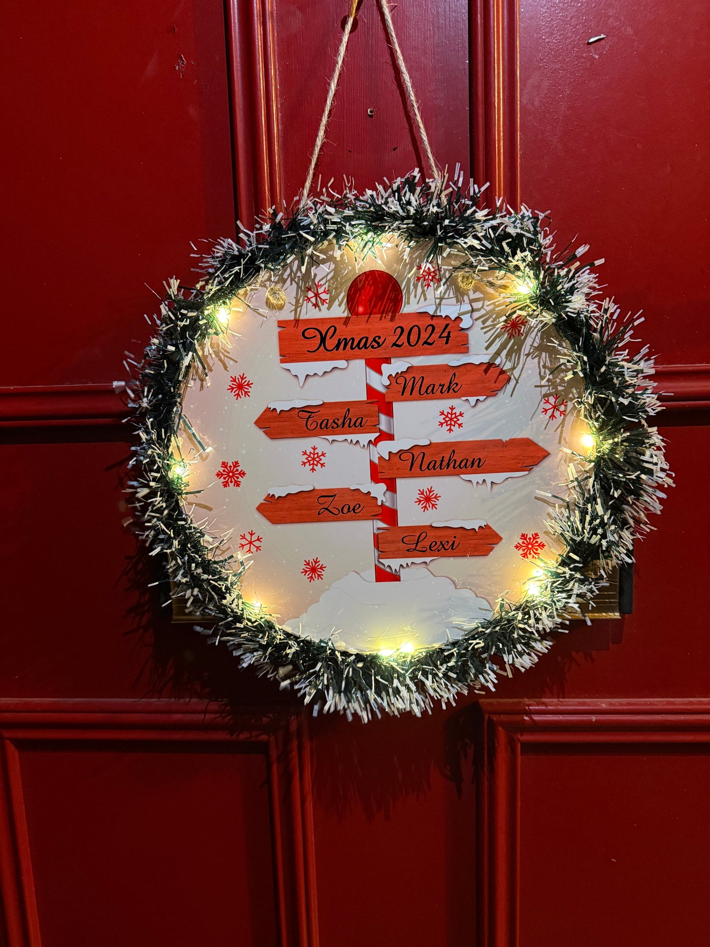 10” Xmas door hanger