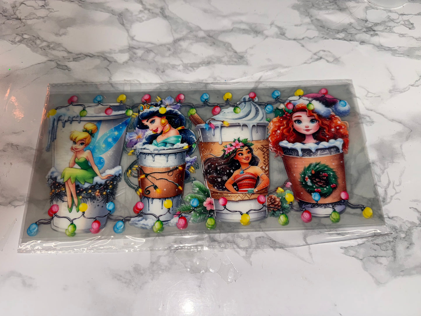 Xmas frosted drinks with princesses